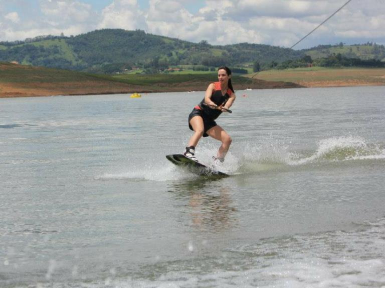 3 lugares para praticar wakeboard em São Paulo e proximidades